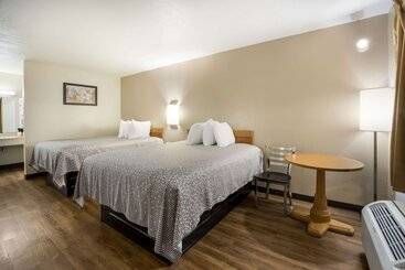 هتل Econo Lodge