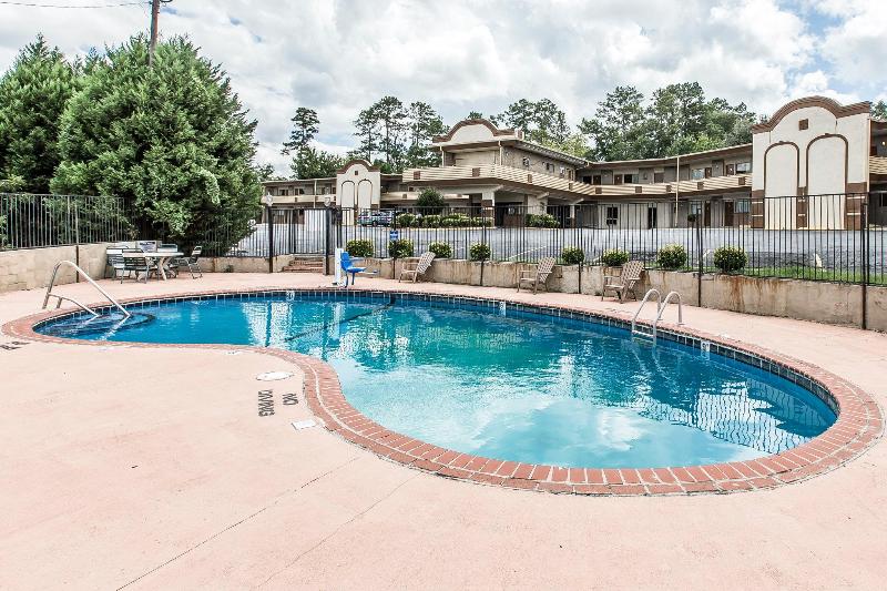 هتل Econo Lodge Macon