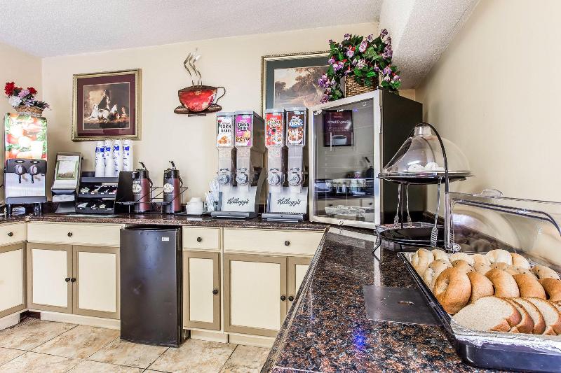 هتل Econo Lodge Macon