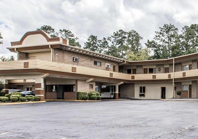 هتل Econo Lodge Macon