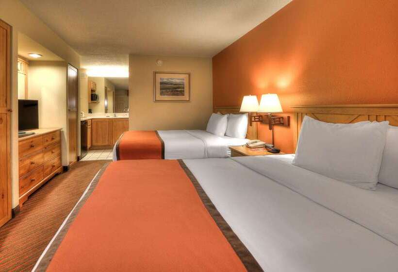 هتل Econo Lodge Pigeon Forge Riverside