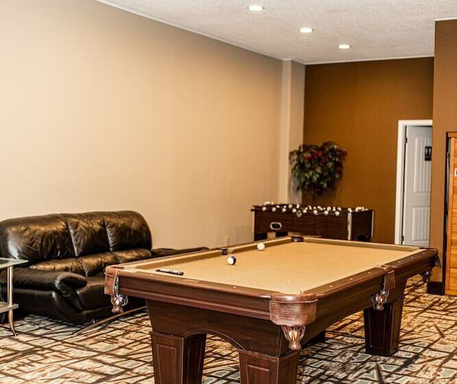 هتل Gateway Inn And Suites