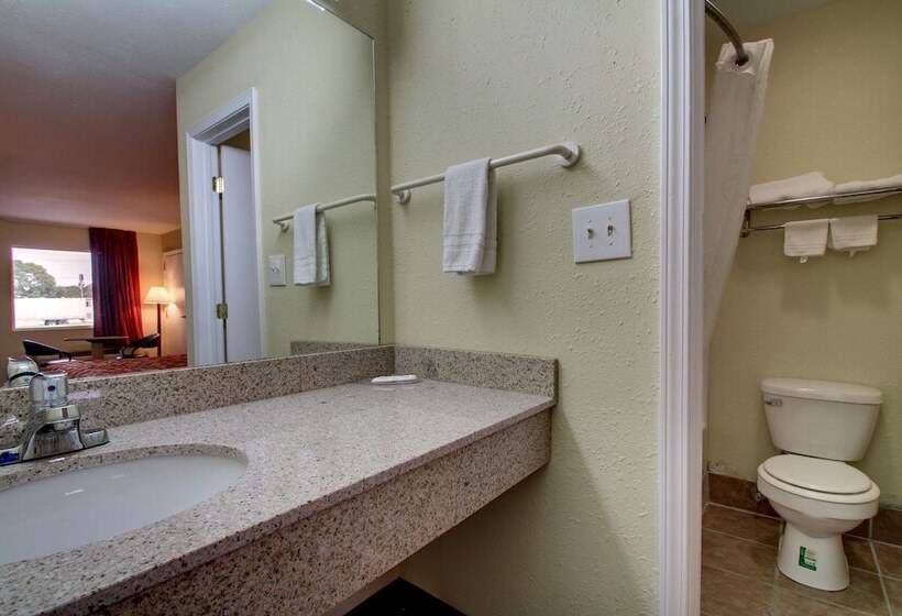 هتل Key West Inn  Montgomery