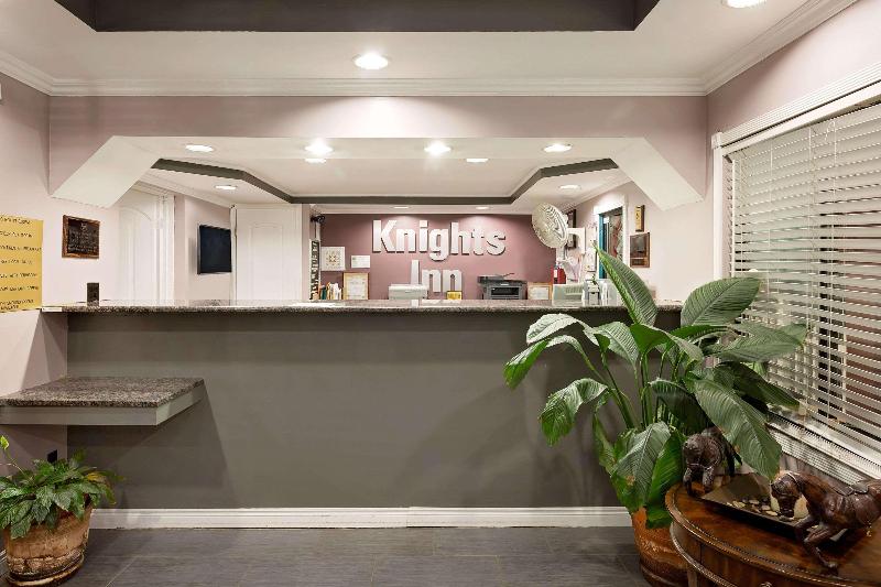 فندق Knights Inn Port Charlotte