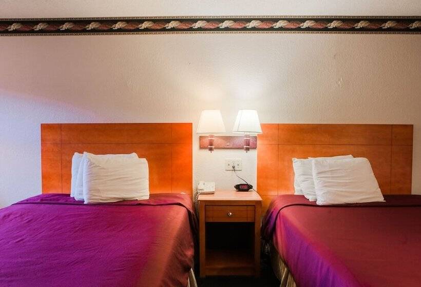 هتل Mountain House Inn