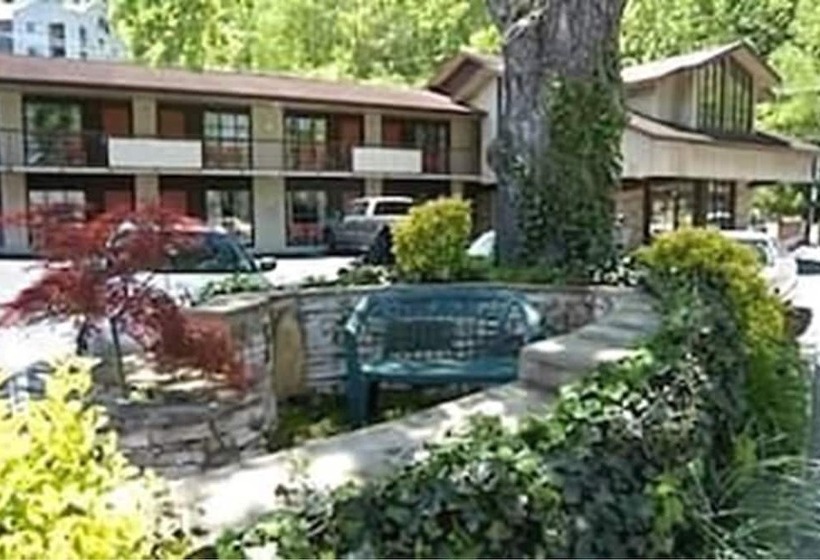 هتل Mountain House Inn
