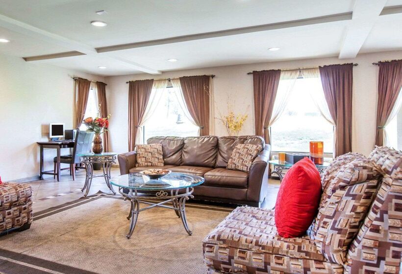 בית מלון כפרי Quality Inn