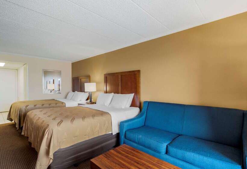 Hotel Quality Inn & Suites