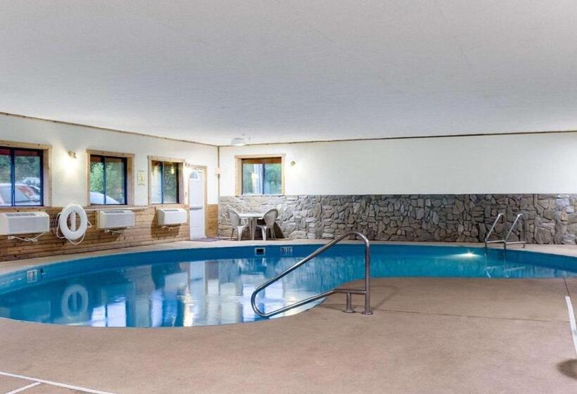 هتل Royal Inn Keystone