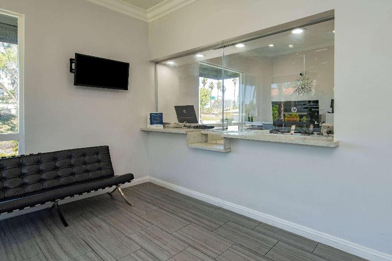 Super 8 By Wyndham San Diego Hotel Circle