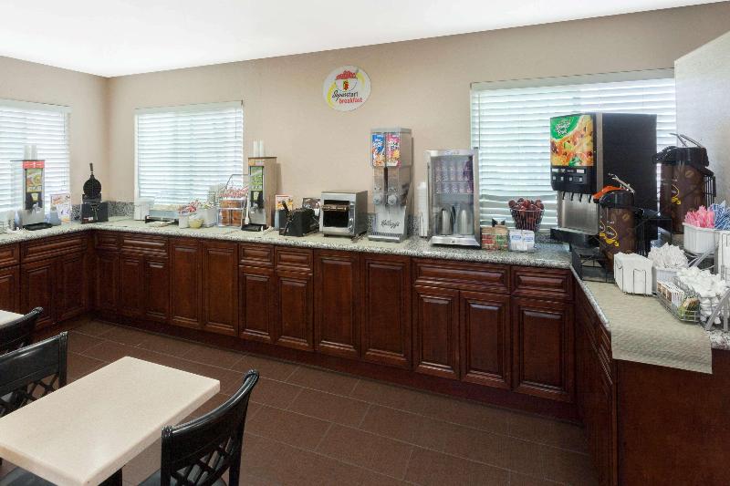 Super 8 By Wyndham San Diego Hotel Circle