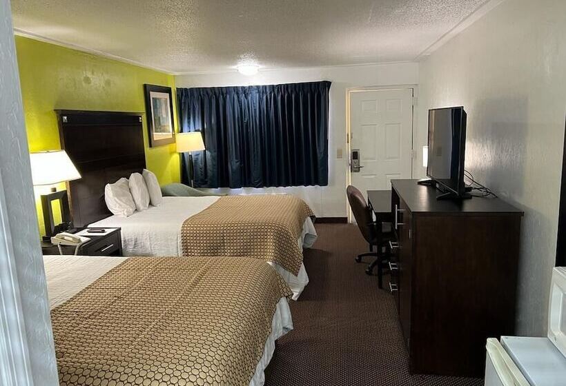 مُتل Driftwood Inn   Lake City