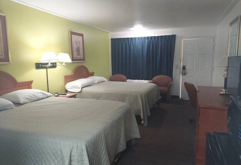 مُتل Driftwood Inn   Lake City