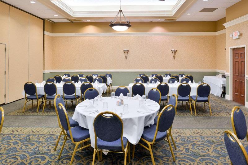 모텔 Quality Inn Dutch Inn