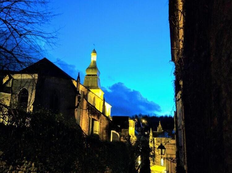 تختخواب و صبحانه La Lanterne Chambres D Hotes