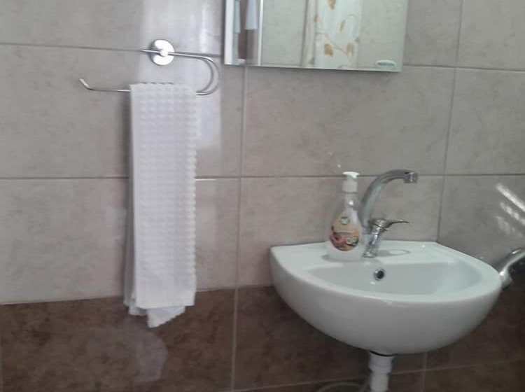 Camlaralti Pansiyon