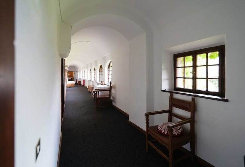 فندق Castel Pergine