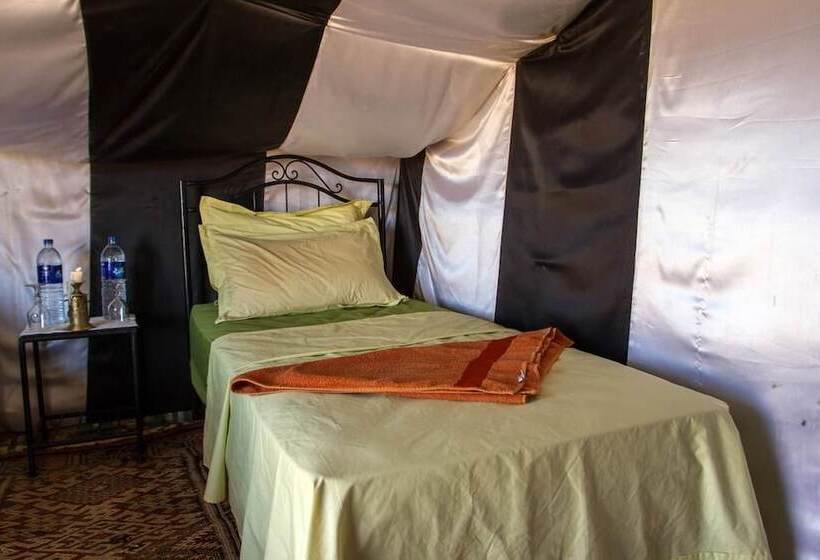 پانسیون Atta Desert Camp