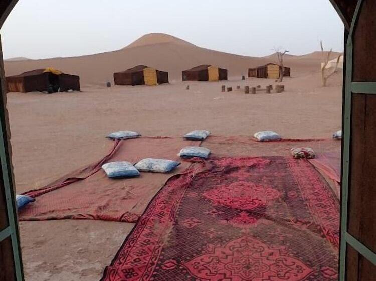 پانسیون Atta Desert Camp