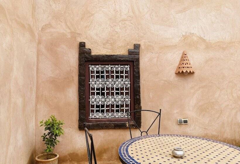 پانسیون Auberge Kasbah Des Dunes