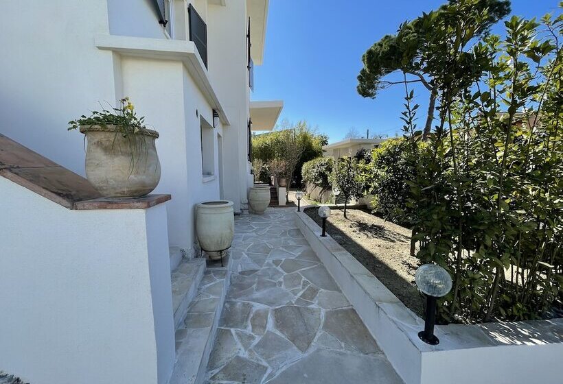 پانسیون Villa Louiserose