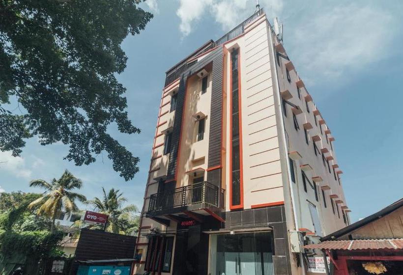 هتل Oyo 1872 Sakinah Grand Soabali