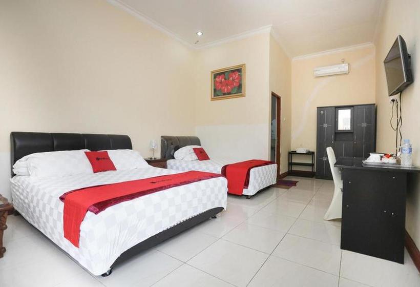 پانسیون Reddoorz Syariah Near Bundaran Joeang