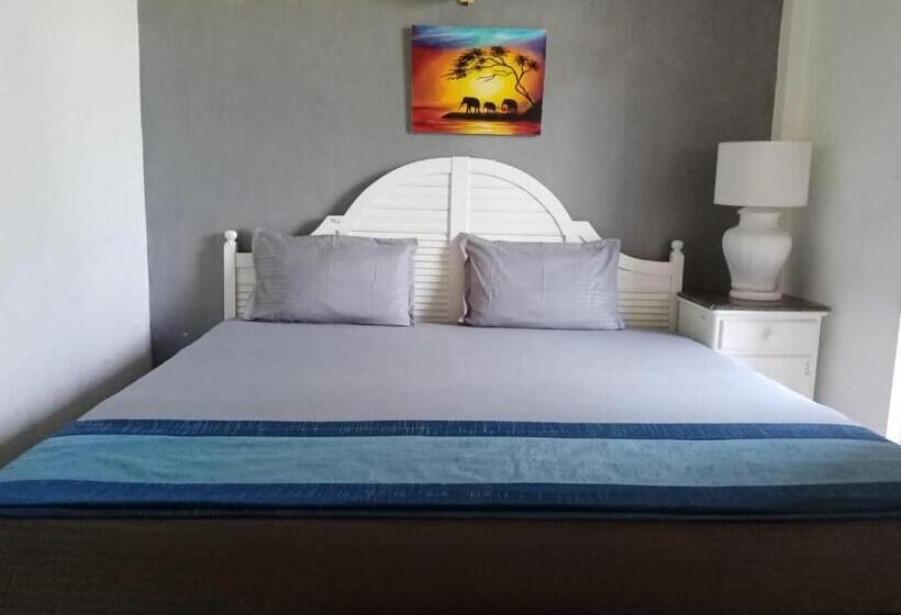 هتل Oasis Ayurveda Resort