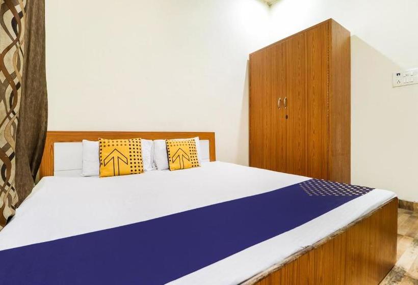 فندق Spot On 62824  Gold Inn