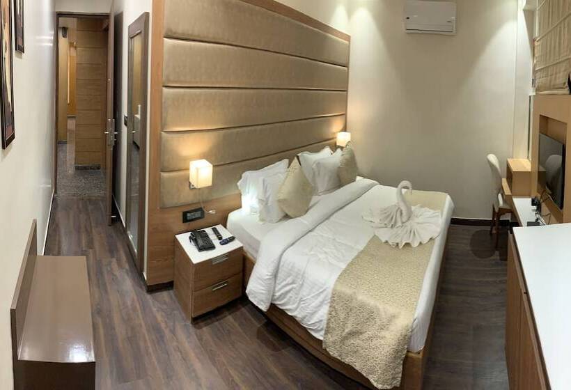 בית מלון כפרי Sun Grand