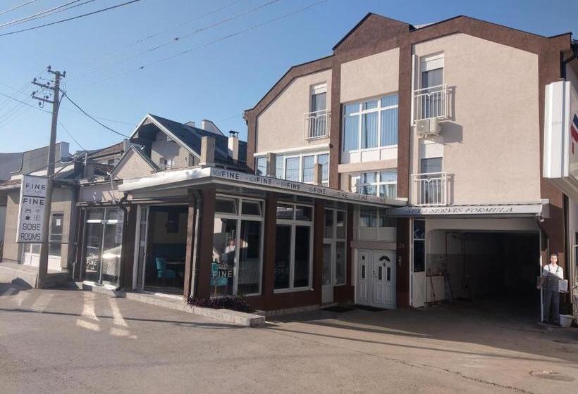 پانسیون Fine Suites