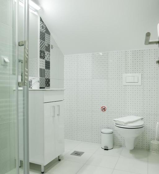 پانسیون Fine Suites