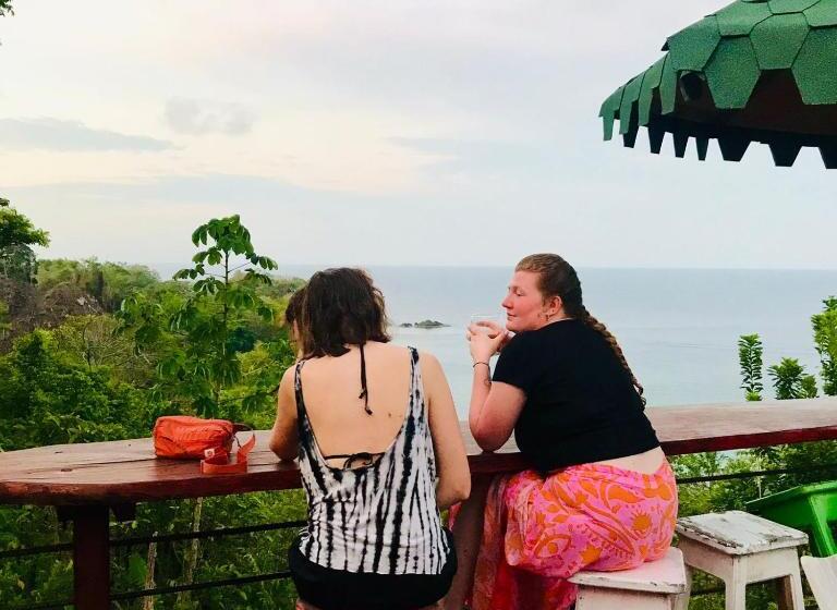 هاستل Hostal Doble Vista