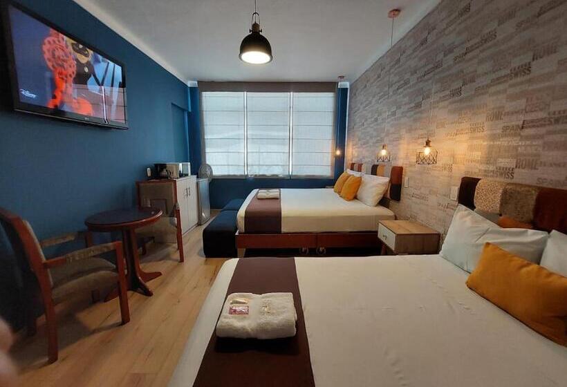 بنسيون Hostal Atenea