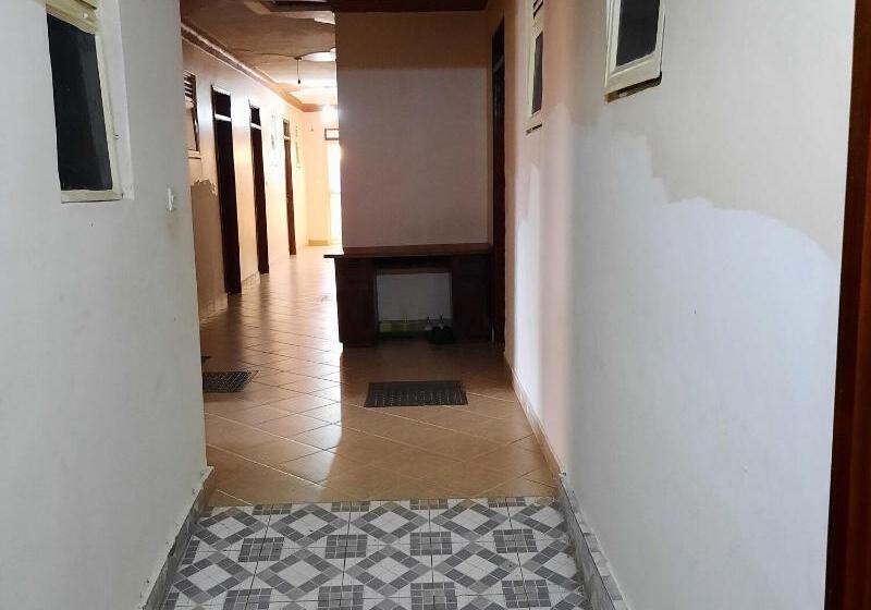 Airport Side Hotel Entebbe