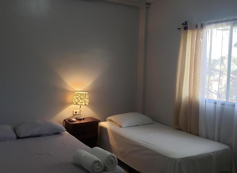 Hotel Bayside Inn