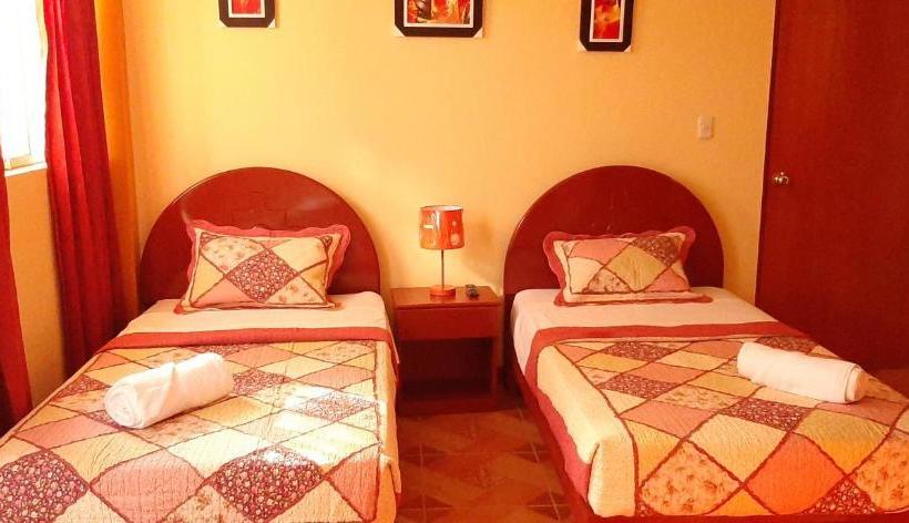 بنسيون Marlon's House Nasca