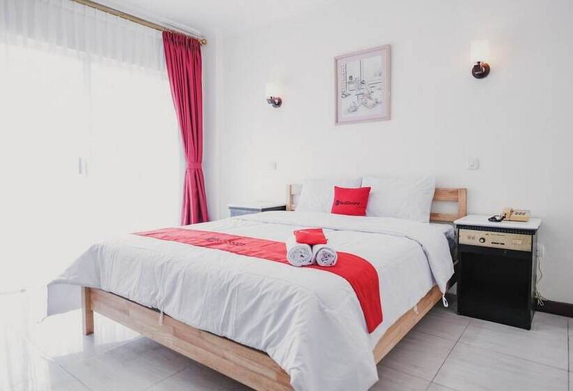 هتل Reddoorz Plus Near Pelabuhan Merak