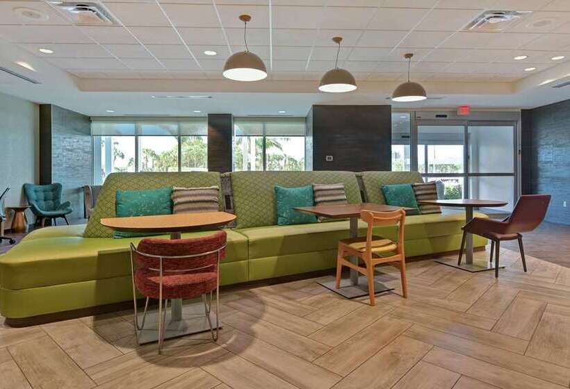 هتل Home2 Suites By Hilton West Palm Beach Airport, Fl