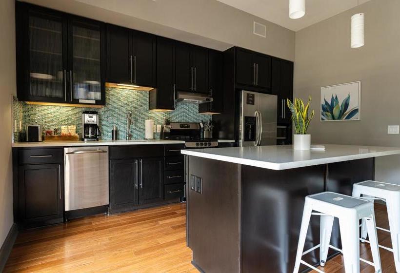 فندق The Guild Downtown | Seaholm