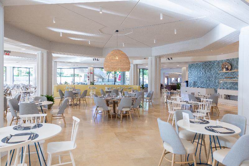 هتل The Signature Level at Grand Palladium Sicilia Resort & Spa