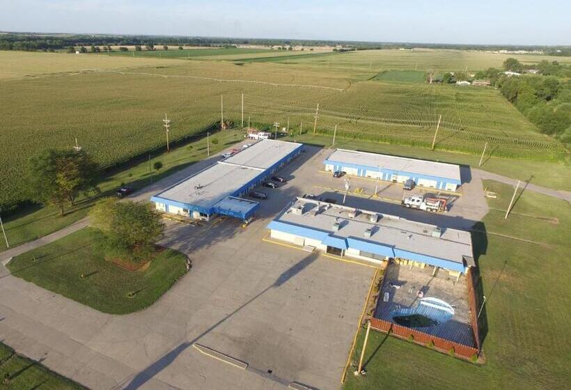 فندق على الطريق Regency Inn