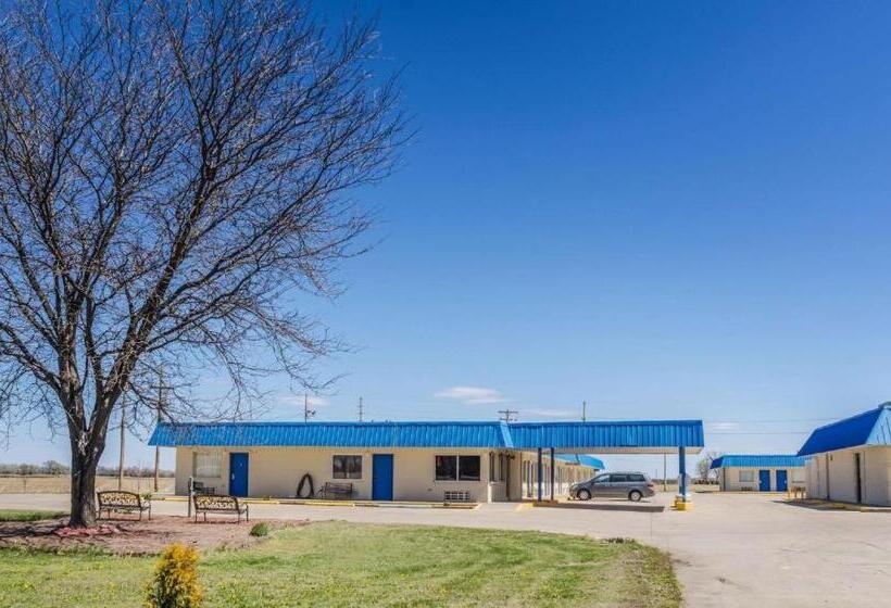 فندق على الطريق Regency Inn