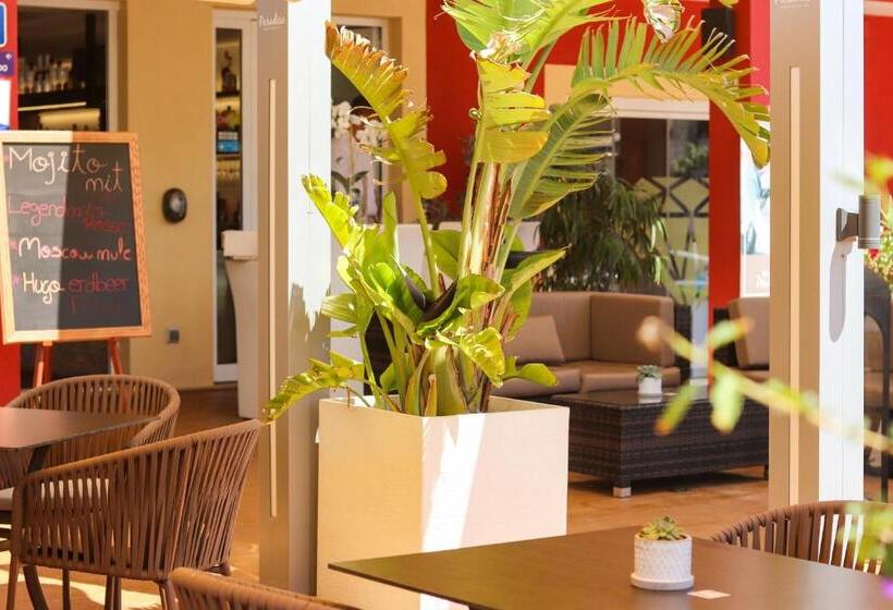 Paradise Residencial