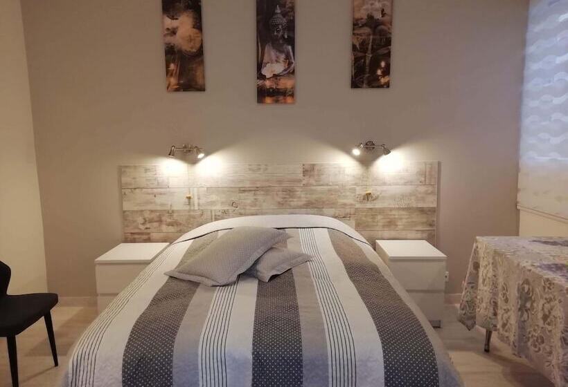 هاستل Urban Rooms San Roque With Solarium