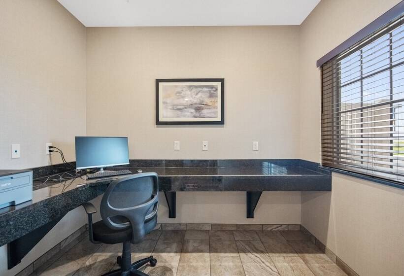 Cobblestone Hotel & Suites   Austin
