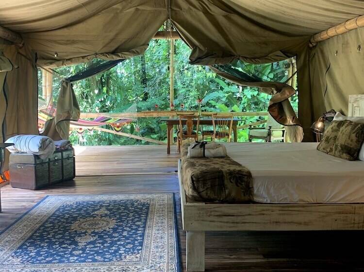هتل Colina Secreta   Glamping And Villas