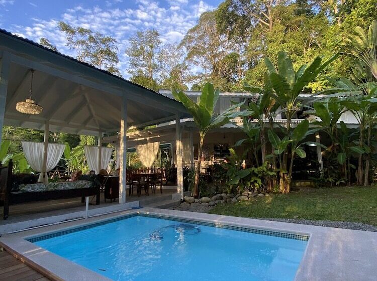 هتل Colina Secreta   Glamping And Villas