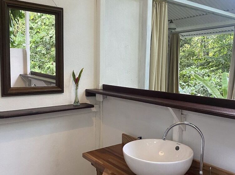 هتل Colina Secreta   Glamping And Villas