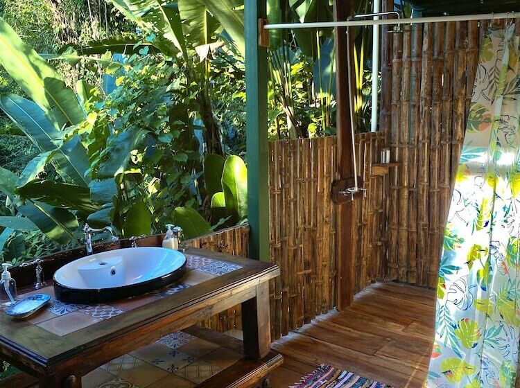 هتل Colina Secreta   Glamping And Villas